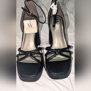 NWT, Worthington, black, Ellsworth, strappy 4",chunky, platform heels-women's 11